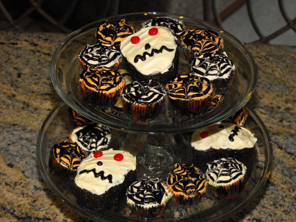 Tangled Web Cupcakes