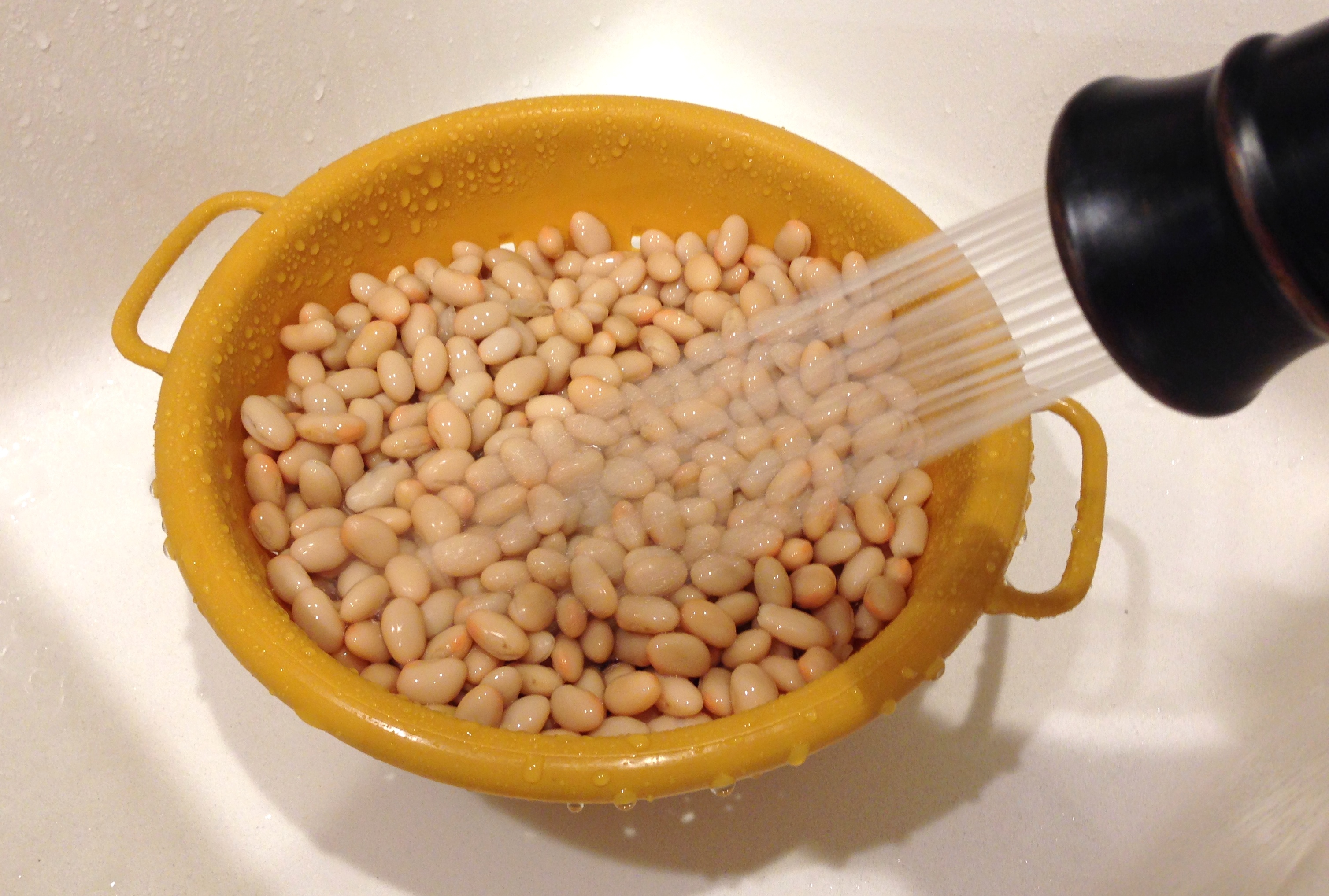 Rinse White Beans
