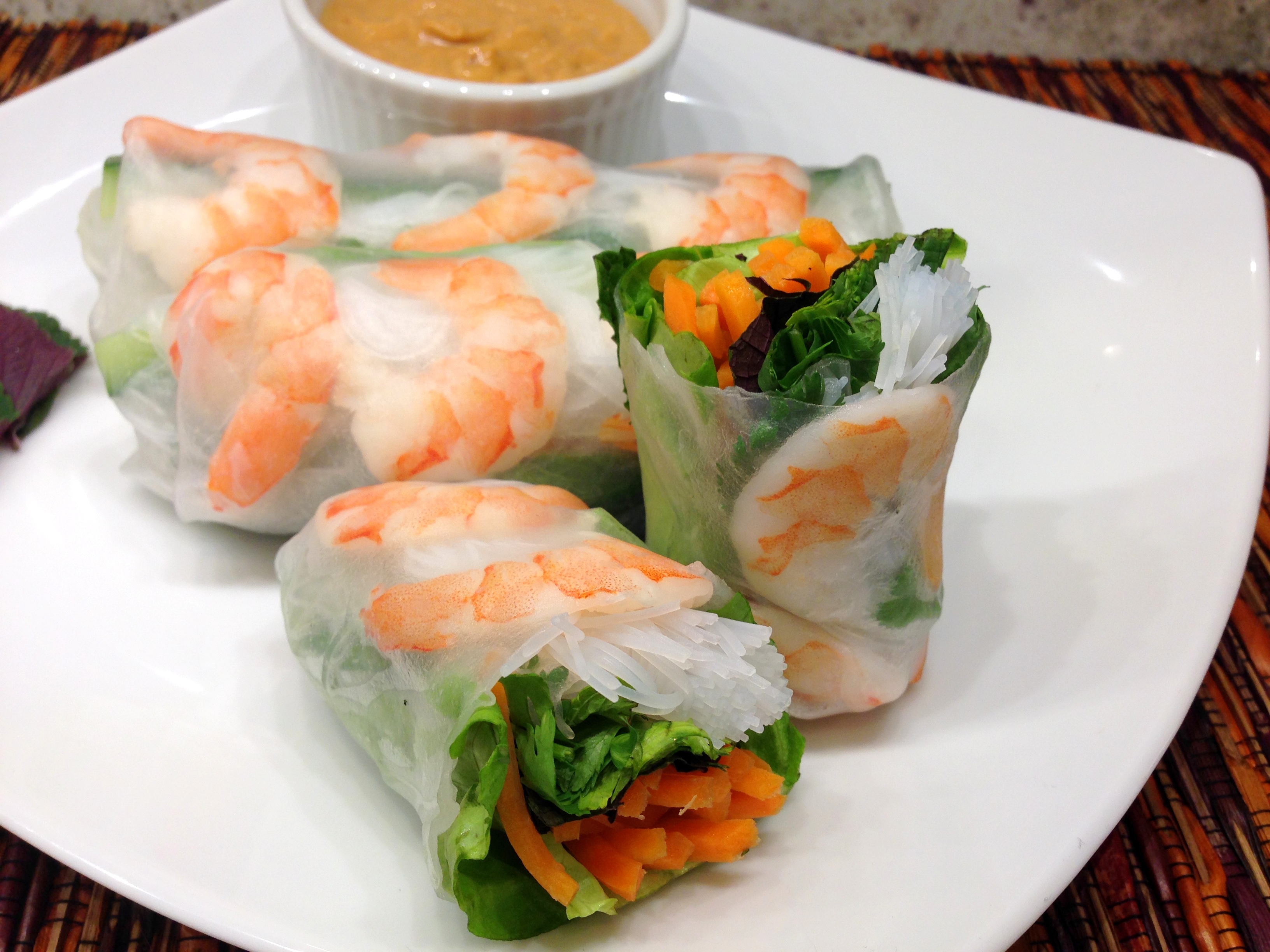 vietnamese-fresh-rolls-with-peanut-dipping-sauce-life-of-the-party